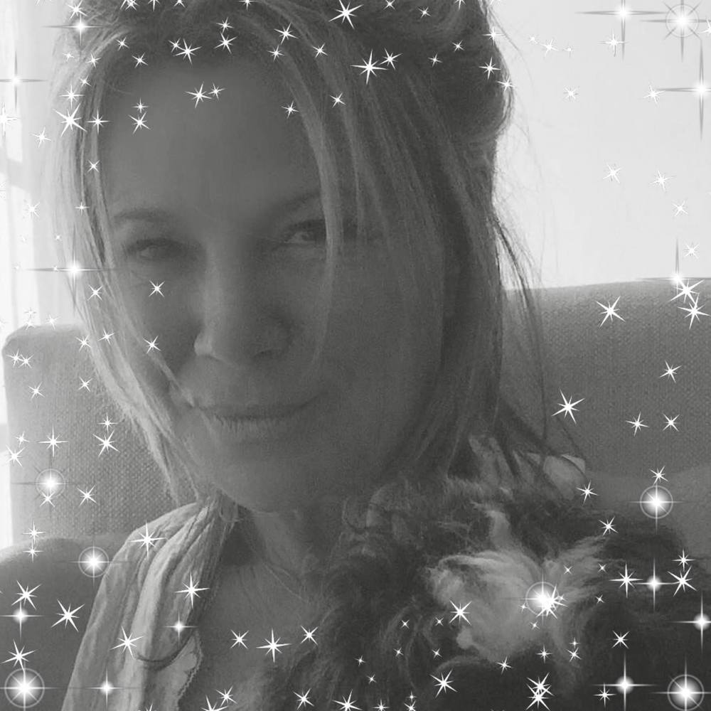 Meet your Posher, Cia Simone